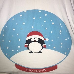 Christmas snow globe T-shirt for pregnant belly